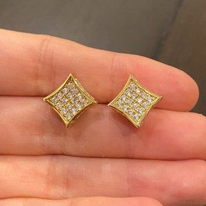 14k yellow gold star diamond earrings